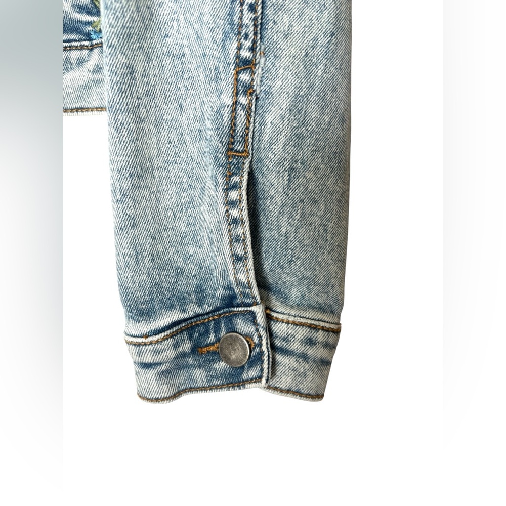 Driftwood Women's Tweedle‎ Dee Floral Medium Wash Jean Jacket- Medium - Picture 4 of 10